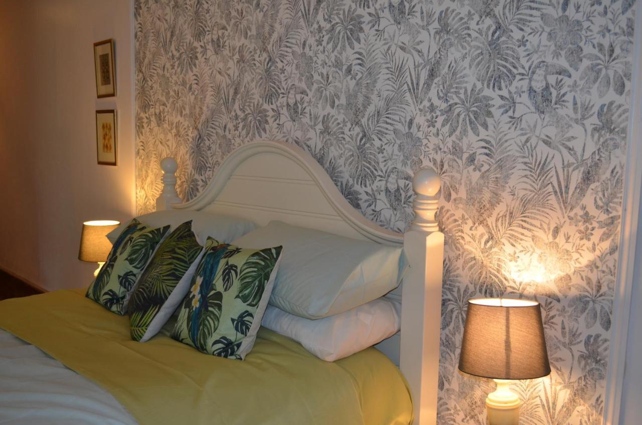 Chateau Gros Puy, Petit Chateau Chambre D'Hote Abjat-sur-Bandiat Екстер'єр фото