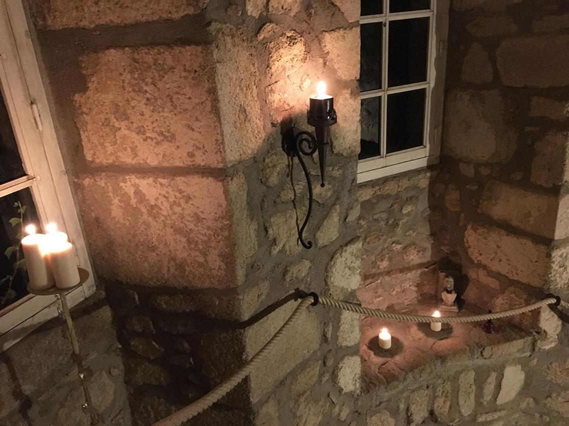 Chateau Gros Puy, Petit Chateau Chambre D'Hote Abjat-sur-Bandiat Екстер'єр фото
