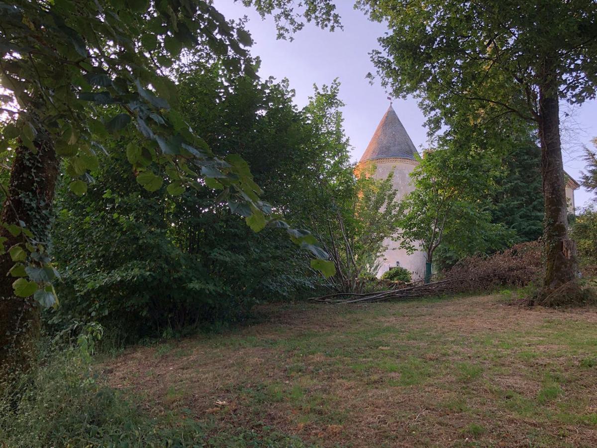 Chateau Gros Puy, Petit Chateau Chambre D'Hote Abjat-sur-Bandiat Екстер'єр фото